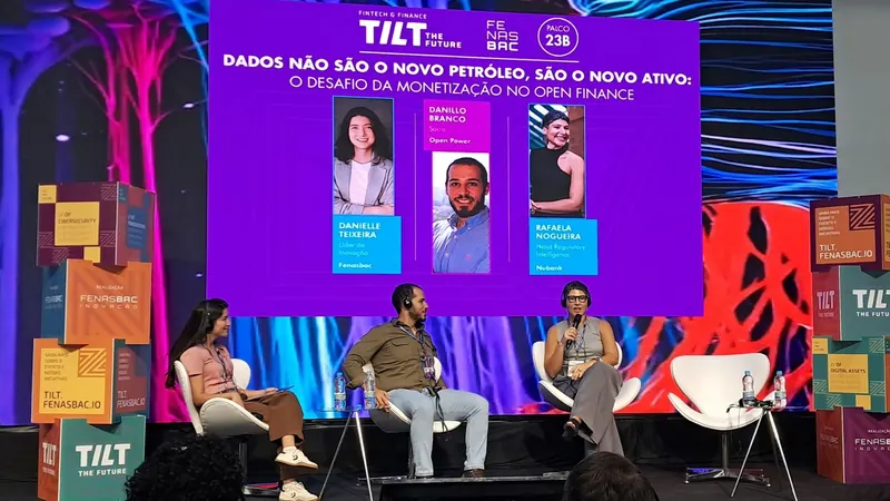 Open Finance emperra na 'engrenagem', aponta executiva do Nubank