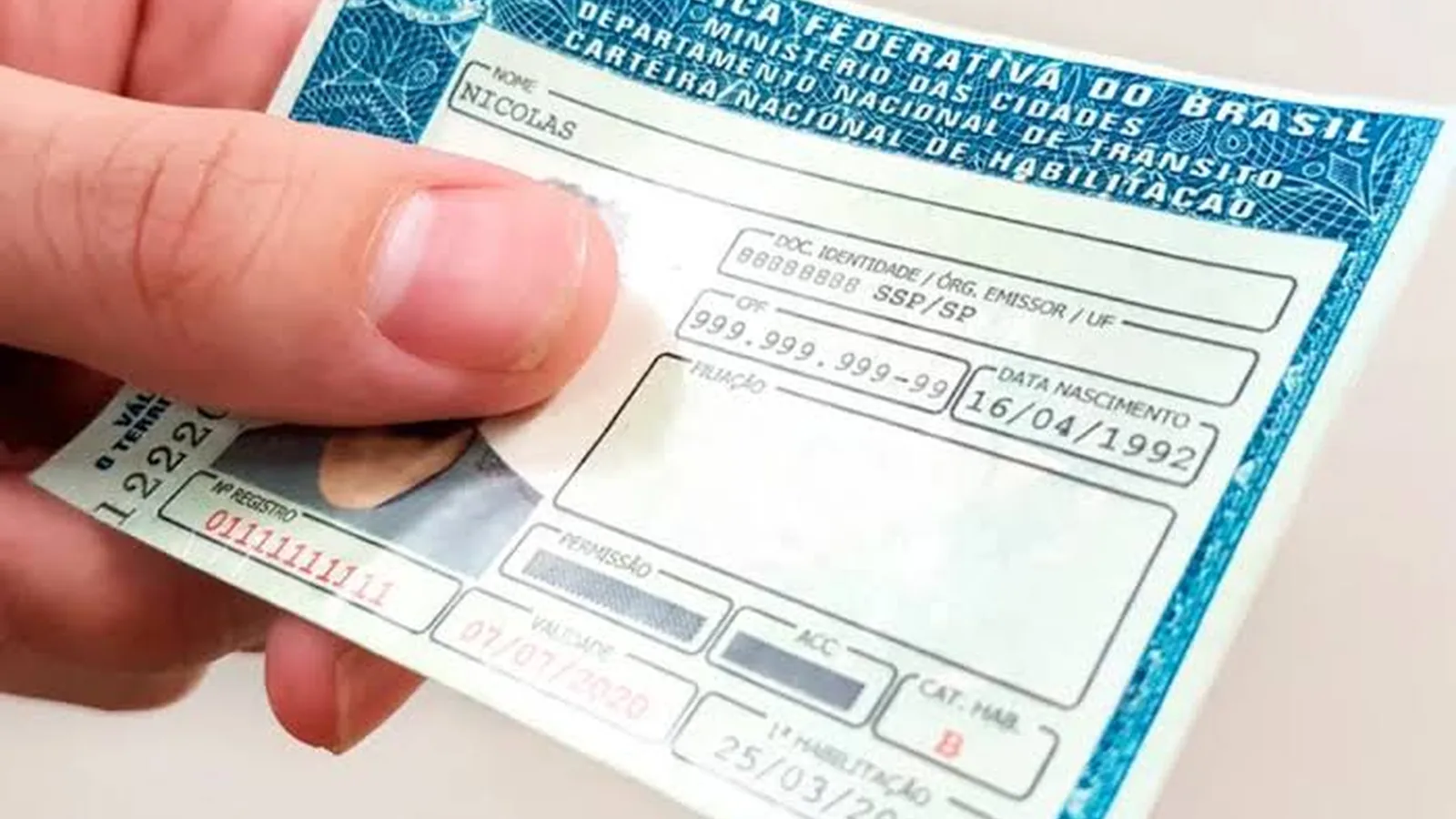 Tem dívidas? Você pode perder sua CNH após nova decisão do STJ