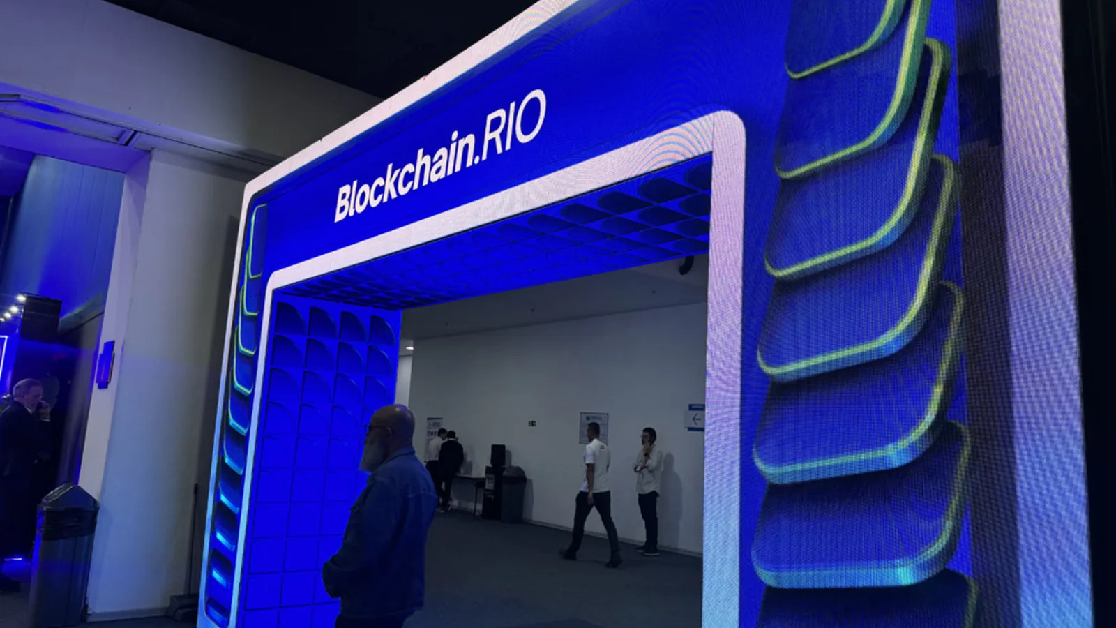 Blockchain no financiamento imobiliário: Caixa e BB buscam testar tecnologia