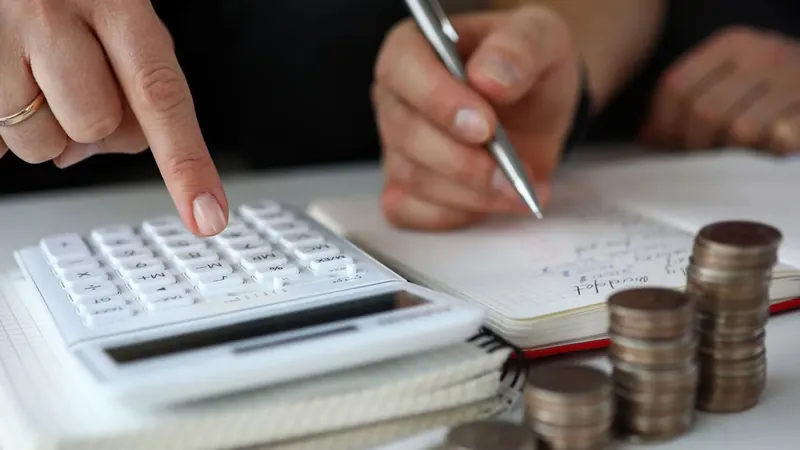 Julho fecha com 83,9 milhões de brasileiros com dívidas em atraso, aponta Serasa