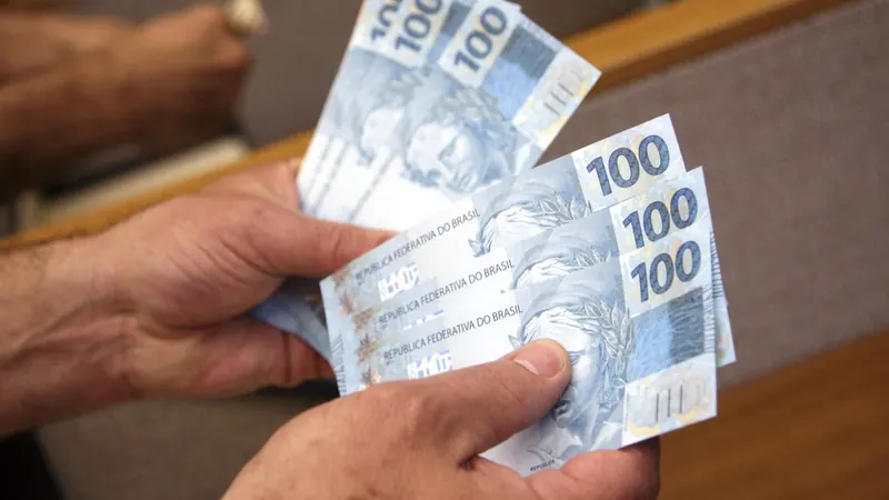 Restrição no crédito deve ser mantida ou aumentar no 3º trimestre, mostra pesquisa do BC