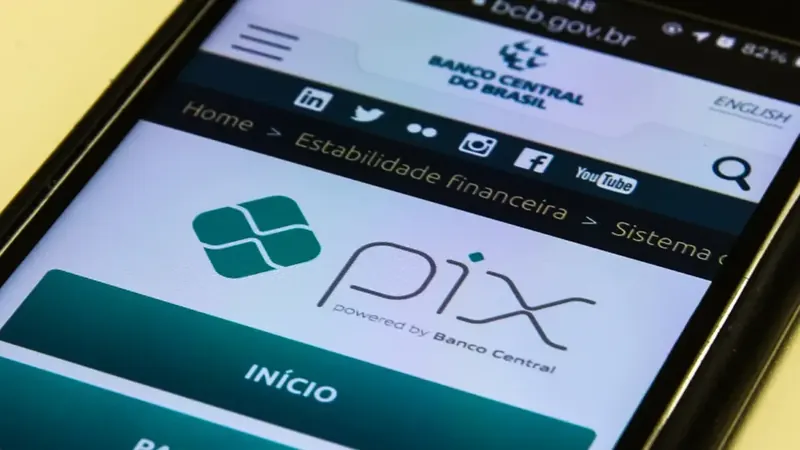 Pix teve falha na manhã de domingo: o que o BC explicou