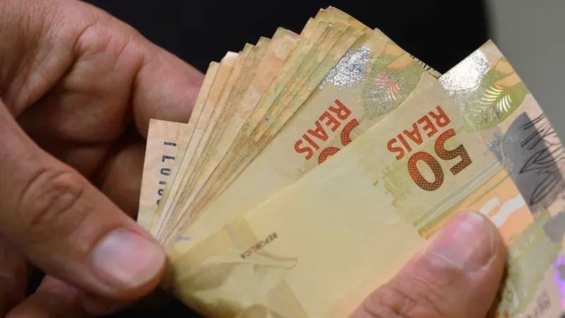 Inadimplência bancária dispara em julho e bate recorde mesmo com Desenrola