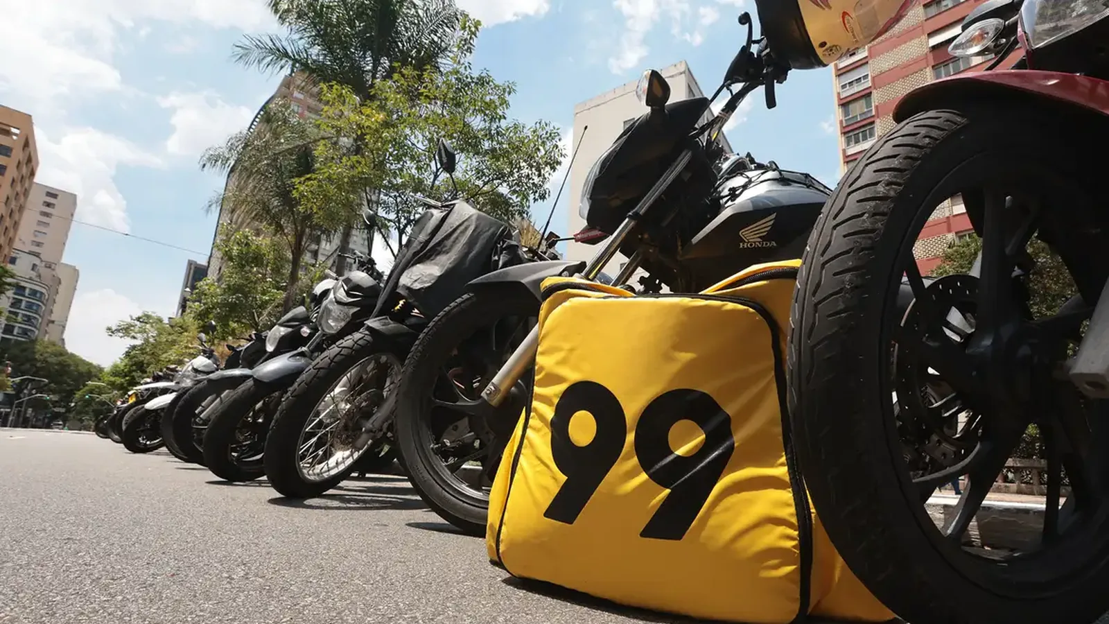 Governo avança em regulamentação de crédito consignado para motoristas e entregadores