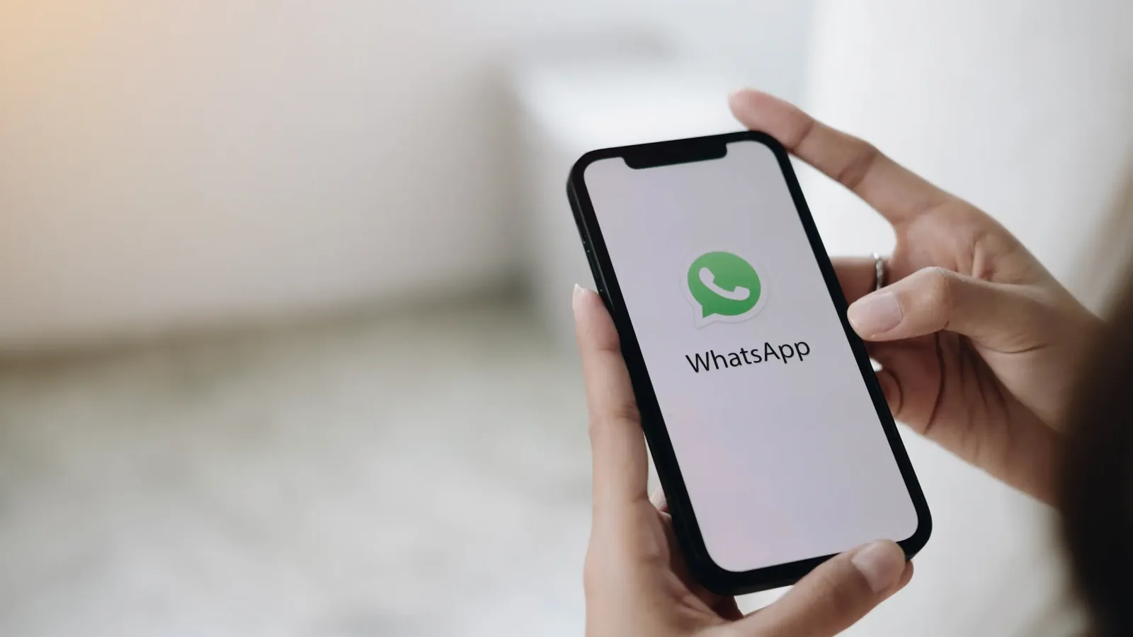 Meta passa a cobrar mensagens de IA no WhatsApp e empresas terão de repensar estratégias de atendimento
