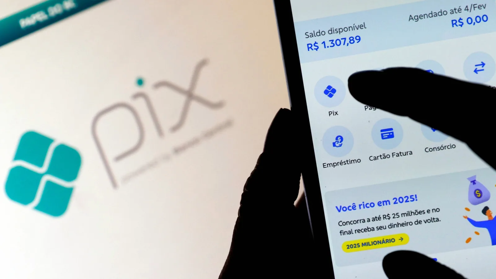 BC possibilita Pix Automático em contas-salário e define regra para cobrança híbrida