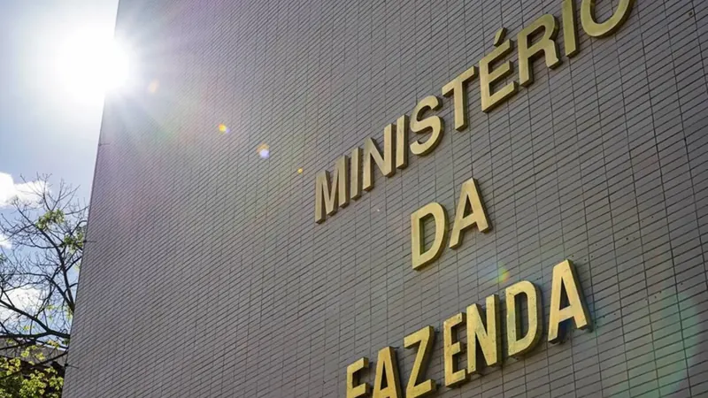 Governo projeta inflação em 4,9% ao final de 2026