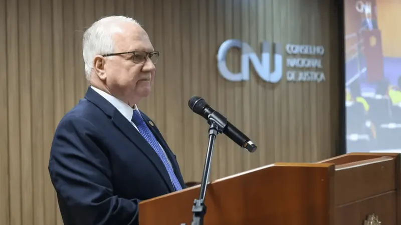 Fachin anuncia estudo de política nacional para dar transparência e organizar precatórios