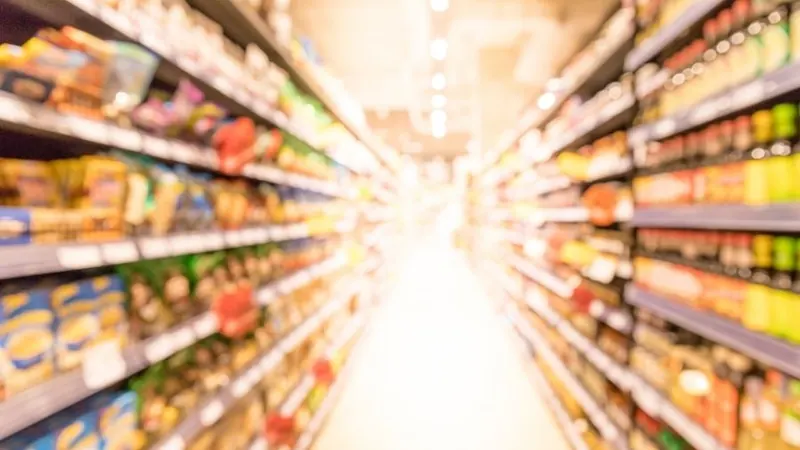 Atacarejo pode sentir primeiro efeito do fim das bets, mas dívidas limitam volta ao consumo
