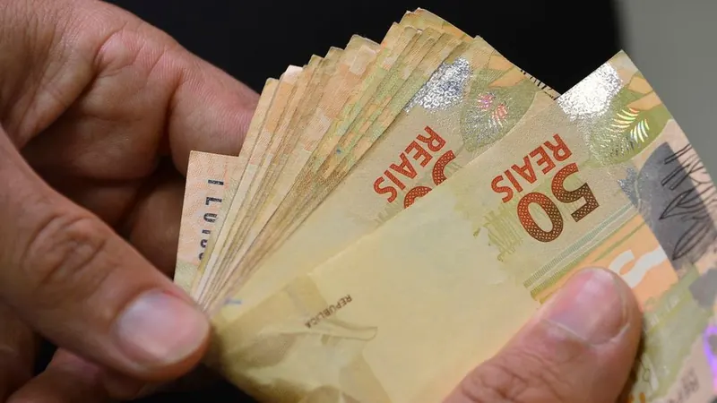 Endividamento das famílias bate 5º recorde consecutivo em maio
