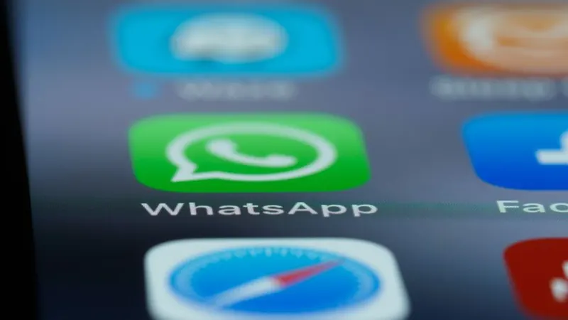 WhatsApp passa a cobrar por mensagens comerciais