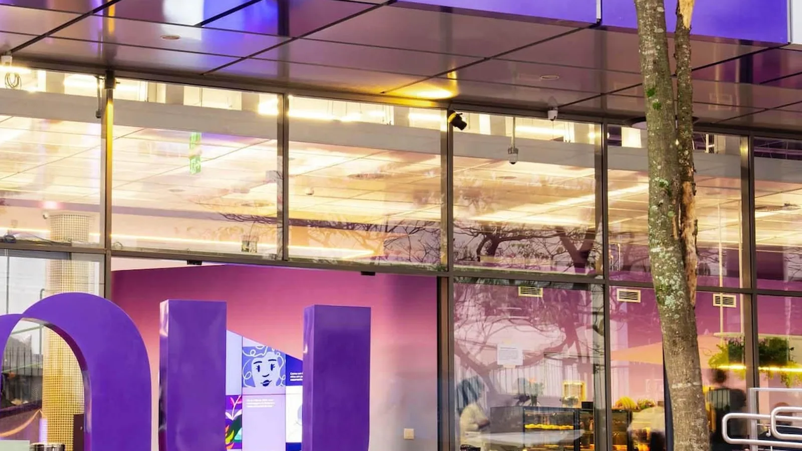 Nubank anuncia acordo para comprar Porto Real e conseguir licença bancária no Brasil
