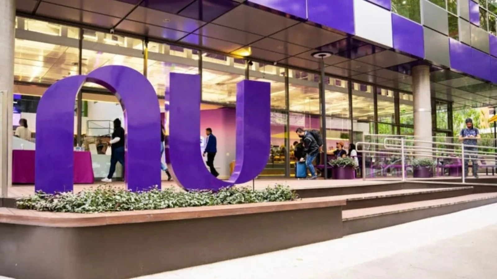 Nubank fecha acordo para comprar Banco Porto Real