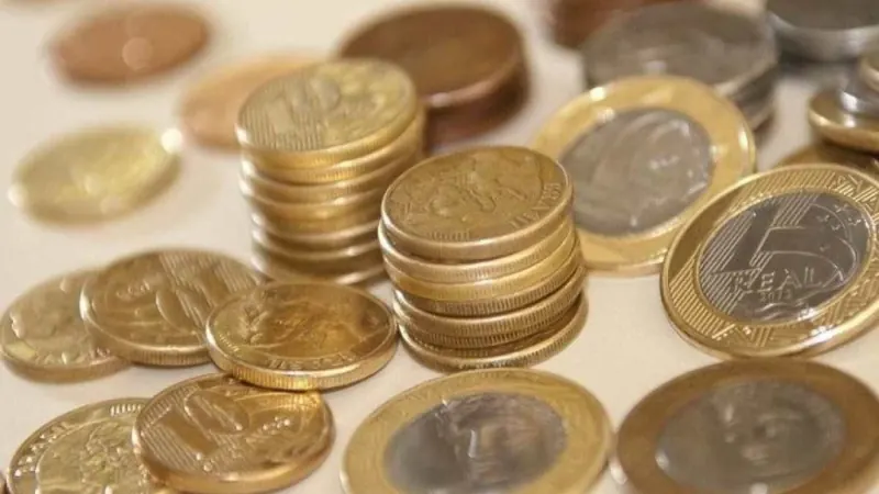 Monitor do PIB aponta crescimento de 0,7% em maio, puxado pelo consumo das famílias