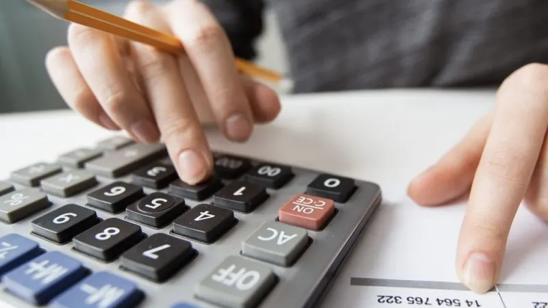 Valor das dívidas dos goianos cresce 18,4% e ultrapassa R$ 19,5 bilhões
