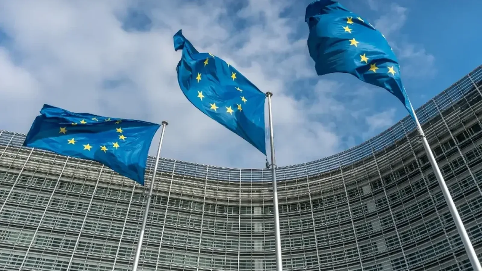 Bancos da zona do euro endurecem concessão de crédito por incertezas
