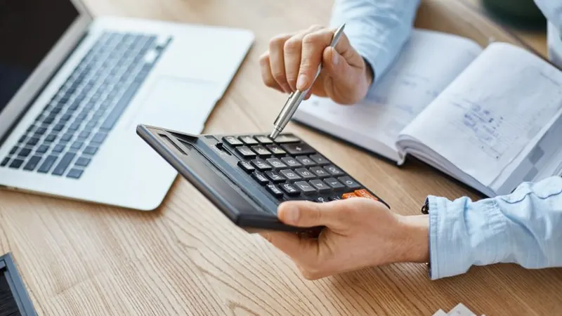 Paraná registra queda no número de endividados em 2026