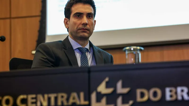 Presidente do Banco Central indica que os juros seguirão altos no Brasil nos próximos meses