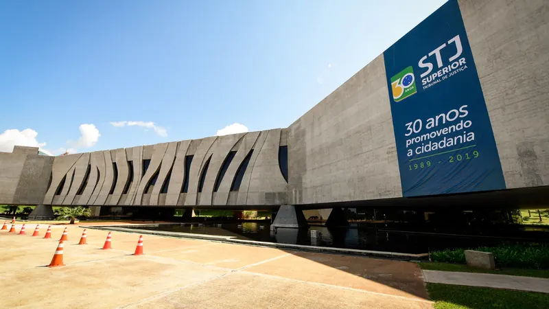 Monitoramento insuficiente de transações atípicas torna banco responsável por fraude via engenharia social